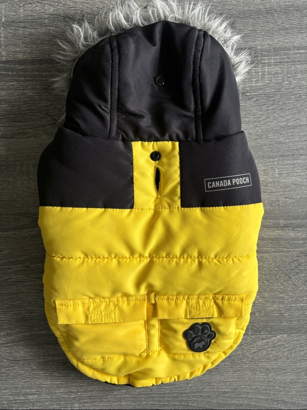 CANADA POOCH dog coat